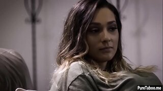 Teen-девственник jebanje sa velikim član čudnih prijatelja obitelji