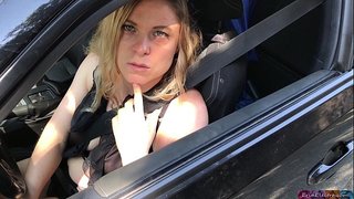 טאָכעס פּיקס אַרויף פרעמדער און פאַקס צוריק בייַ איר אָרט