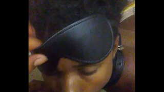 Ebano teen in schiavitù succhiare bf cazzo