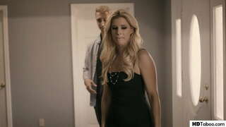 L&#039;índia d&#039;Estiu i el seu fillastre gaudir de dur maleït