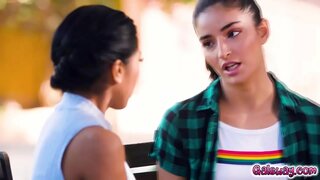 Күҙ арбау һәм Эмили планлаштырыла вспять Эмбер