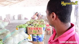 MAMACITAZ - Od Trga Ravne Na Seks! Glej, Zdaj Eden Od Hootest Kolumbijski Bejbe - Yamile Duran