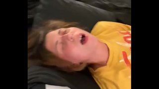 Coura manželka prdeli dva ptáky