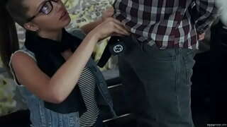 Үҫмерҙәр-сосед һәм ағзалары хипстер трахать