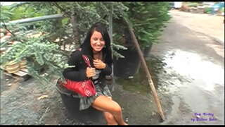 ���ર્સરી આ રાંડ દે છે પોતાની જાતને fucked શકાય સાથે આનંદ